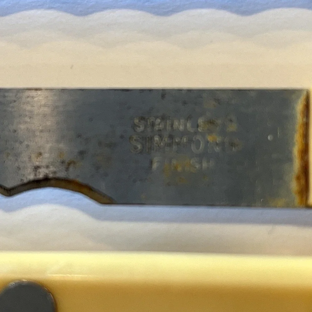 Ec Simmons Full Set Of 6 Steak Knives Vintage Bakelite Handles